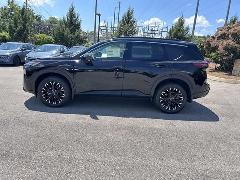 New 2026 Nissan Rogue Dark Armor FWD image 4