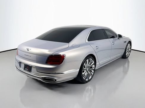 Used 2025 Bentley Flying Spur Plug-In Hybrid AWD/4WD image 8
