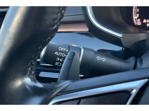 Certified 2022 Acura MDX FWD w/ Technology Package image 38