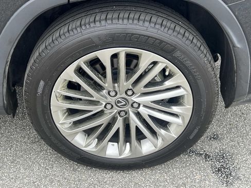 Used 2022 Lexus RX 350L Luxury w/ Accessory Package (Z1) image 19