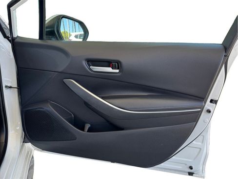 Used 2021 Toyota Corolla SE w/ Carpet Mat Package (TMS) FWD image 18