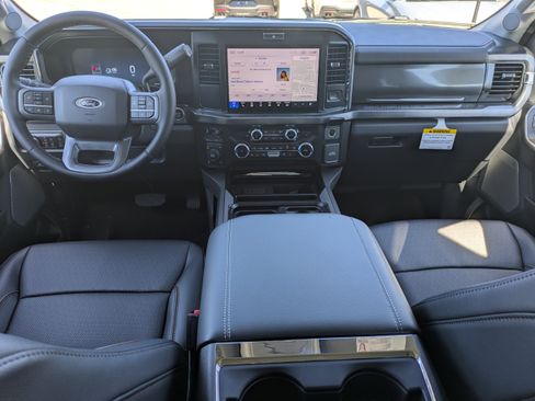 New 2026 Ford F250 Lariat w/ Black Appearance Package image 16