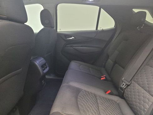 Used 2019 Chevrolet Equinox LT image 18