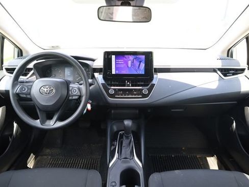 Used 2025 Toyota Corolla LE FWD image 13