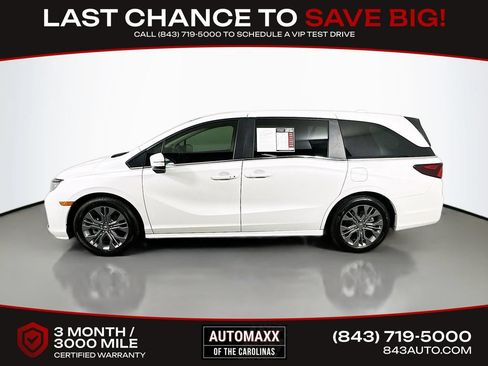 Used 2025 Honda Odyssey Touring image 5