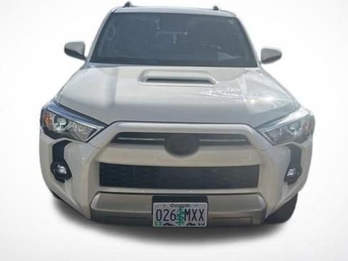 Used 2023 Toyota 4Runner TRD Off-Road image 4
