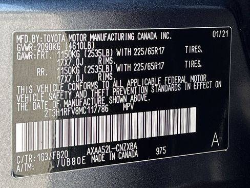 Used 2021 Toyota RAV4 LE w/ Carpet Mat Package (TMS) FWD image 29