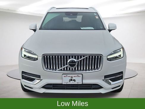 Used 2022 Volvo XC90 T8 Inscription Expression image 2