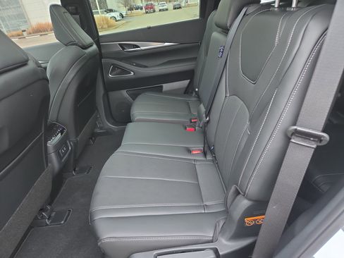 New 2026 INFINITI QX60 Luxe w/ Cargo Package image 6