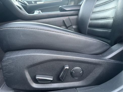 Used 2020 Ford Fusion SEL image 21