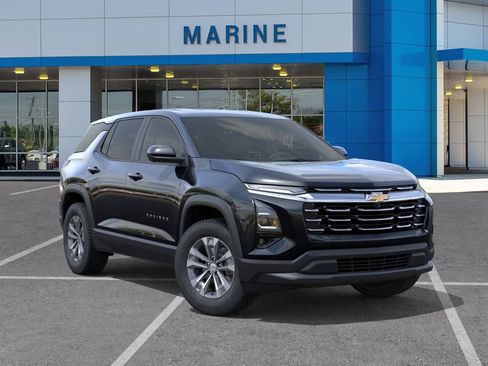 New 2026 Chevrolet Equinox LT w/ Safety and Technology Package FWD image 7