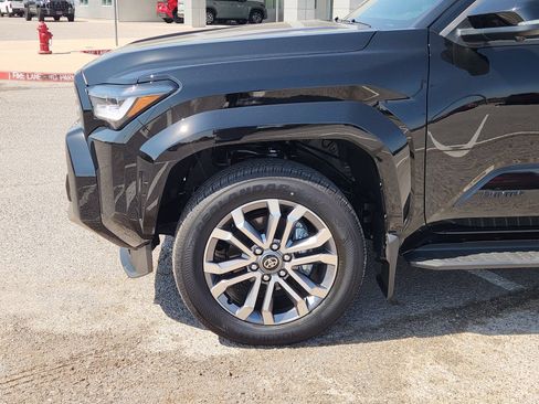 New 2026 Toyota 4Runner Limited AWD/4WD image 9