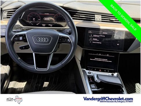 Used 2024 Audi Q8 e-tron Premium Plus AWD/4WD image 12