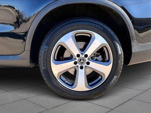 Used 2020 Mercedes-Benz GLC 300 image 10