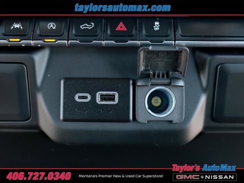 Used 2024 GMC Sierra 1500 Pro w/ Graphite Edition AWD/4WD image 18
