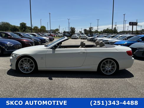 Used 2011 BMW 335is Convertible w/ Premium Pkg RWD image 2