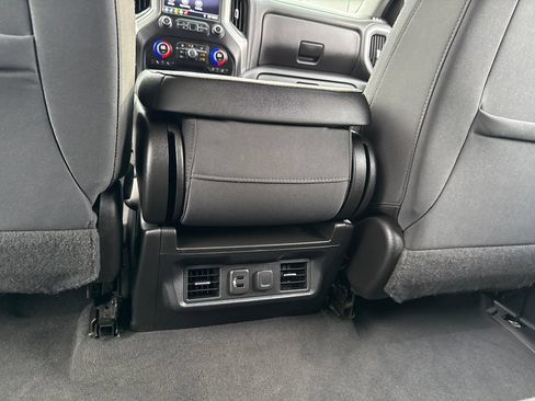 Used 2019 Chevrolet Silverado 1500 LT w/ All-Star Edition AWD/4WD image 12