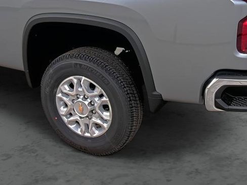 New 2026 Chevrolet Silverado 2500 LT w/ Convenience Package image 9