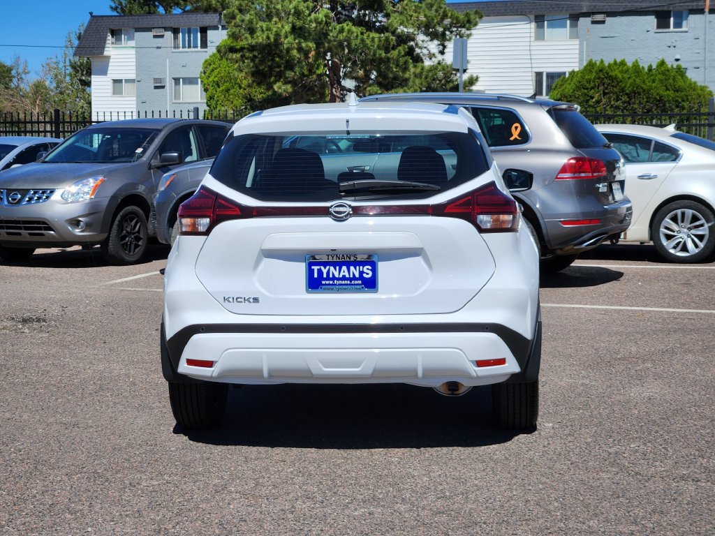 Certified 2025 Nissan Kicks Play S FWD image 6