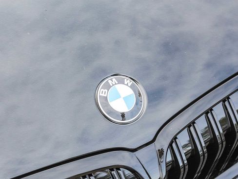 New 2026 BMW 330i 330i w/ M Sport Package image 11