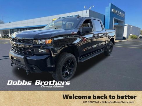 Used 2021 Chevrolet Silverado 1500 Custom Trail Boss AWD/4WD image 3