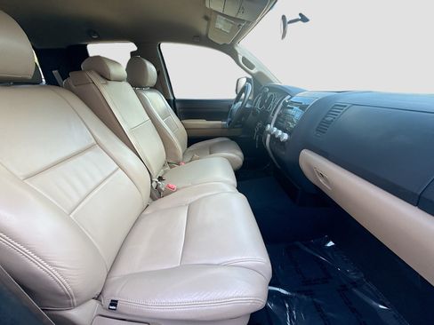 Used 2013 Toyota Tundra 2WD Double Cab image 27