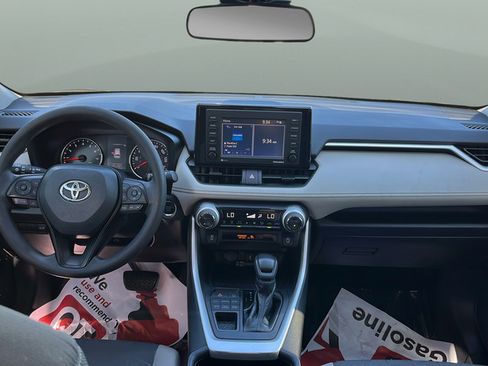 Used 2020 Toyota RAV4 XLE w/ Convenience Package AWD/4WD image 9