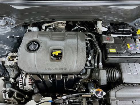 Certified 2025 Kia Seltos S image 28