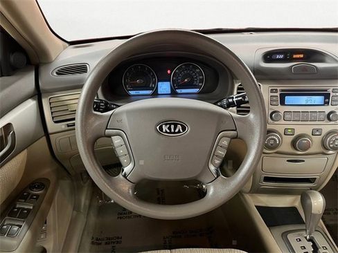 Used 2007 Kia Optima LX image 13