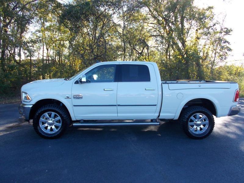 Used 2017 RAM 2500 Longhorn w/ Convenience Group AWD/4WD image 3