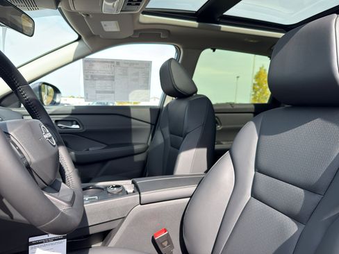 New 2026 Nissan Rogue SV w/ SV Premium Package image 26