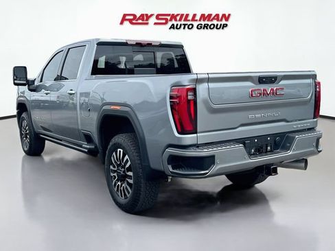 Used 2024 GMC Sierra 2500 Denali w/ Denali Reserve Package AWD/4WD image 5