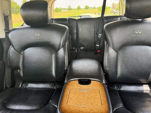 Used 2014 INFINITI QX80 4WD w/ Theater Package image 31
