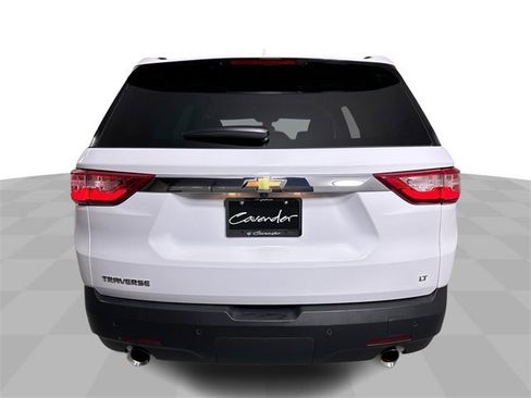 Used 2021 Chevrolet Traverse LT image 7