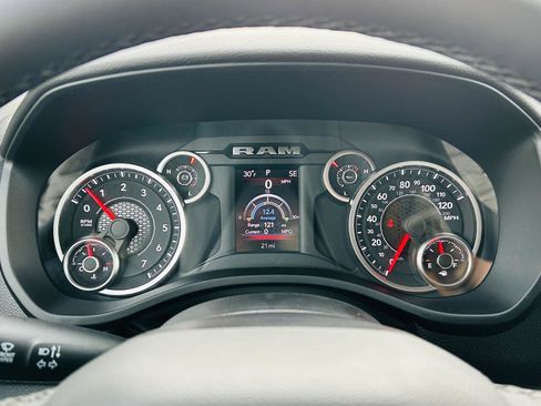 New 2026 RAM 1500 Big Horn AWD/4WD image 18