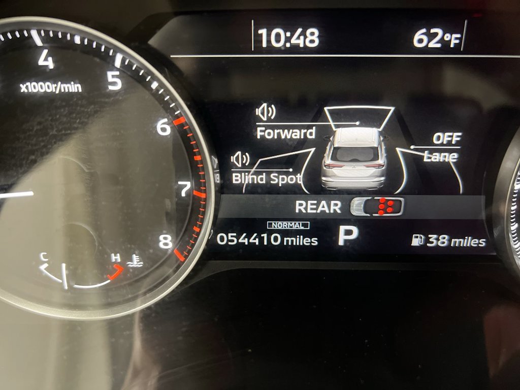Used 2024 Mitsubishi Outlander SE FWD image 13