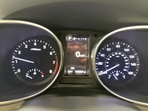 Used 2017 Hyundai Santa Fe SE w/ SE Ultimate Tech Package 03 image 18