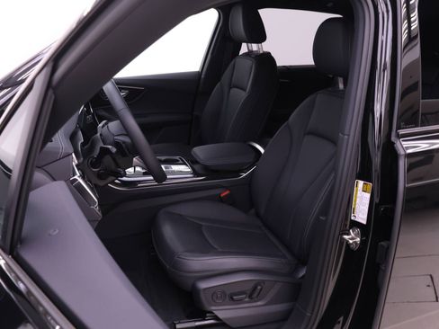 Certified 2025 Audi Q7 3.0T Premium Plus w/ Premium Plus Package AWD/4WD image 7