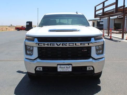 Used 2020 Chevrolet Silverado 2500 LT w/ Texas Edition AWD/4WD image 11