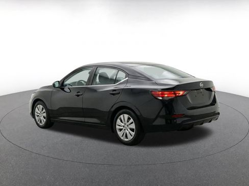 Used 2025 Nissan Sentra S FWD image 7