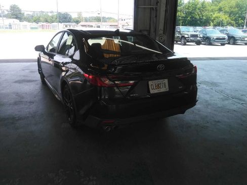 Used 2025 Toyota Camry SE FWD image 8