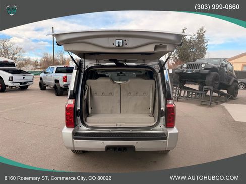 Used 2008 Jeep Commander Overland image 6