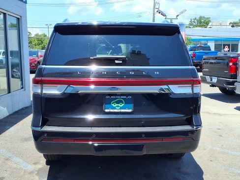 Used 2024 Lincoln Navigator L 4WD image 5