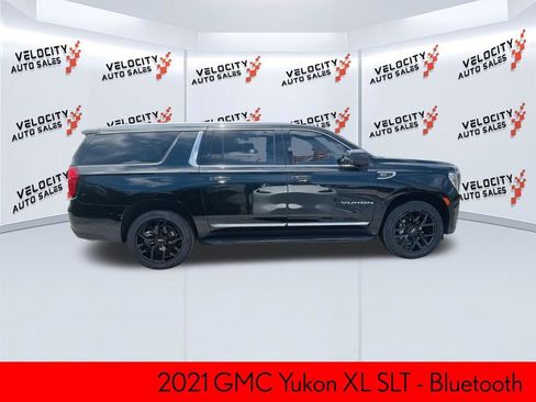 Used 2021 GMC Yukon XL SLT w/ SLT Luxury Plus Package RWD image 2