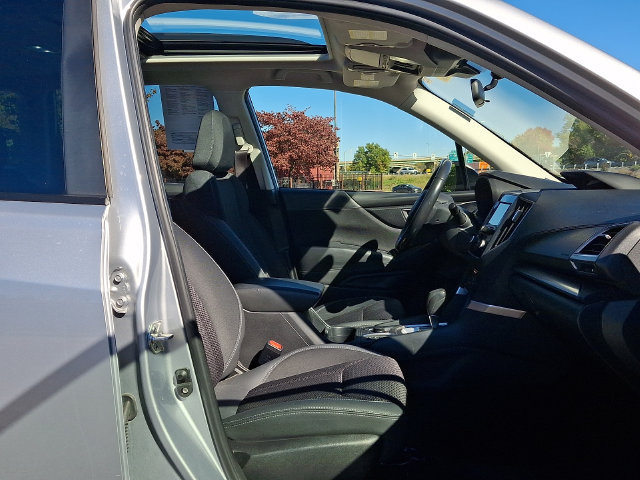 Used 2022 Subaru Forester Premium AWD/4WD image 43