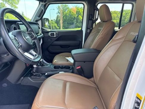 Used 2022 Jeep Wrangler Unlimited Rubicon 4xe w/ Cold Weather Group AWD/4WD image 16