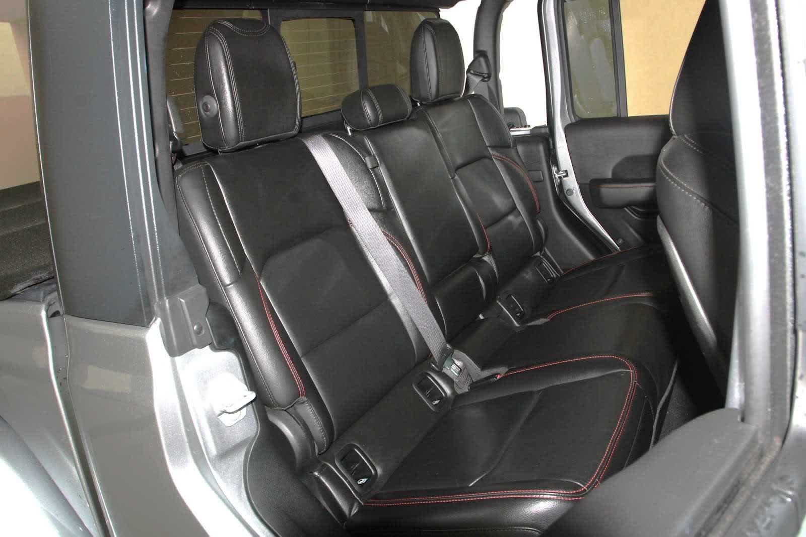 Used 2020 Jeep Gladiator Rubicon AWD/4WD image 28