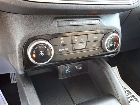 Certified 2022 Ford Escape SE image 21
