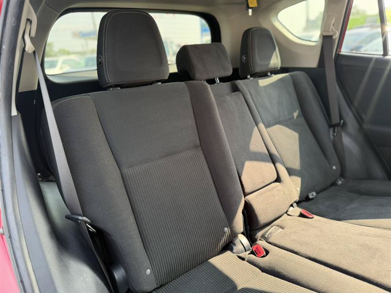 Used 2015 Toyota RAV4 XLE FWD image 18