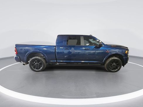 Used 2022 RAM 2500 Limited w/ Night Edition AWD/4WD image 2